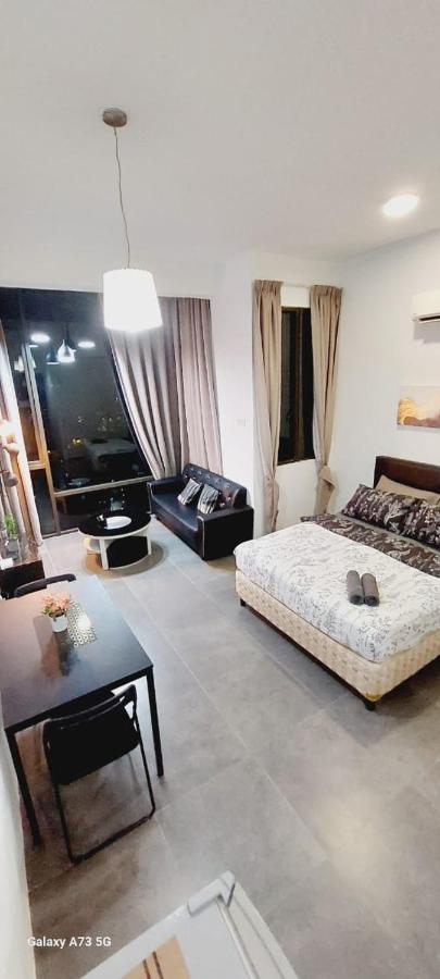 Maya Empire Studio Kampong Bukit Lanjan Εξωτερικό φωτογραφία