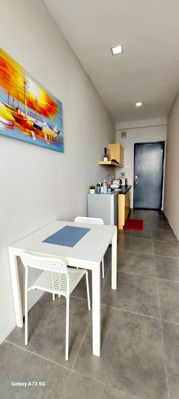 Maya Empire Studio Kampong Bukit Lanjan Εξωτερικό φωτογραφία